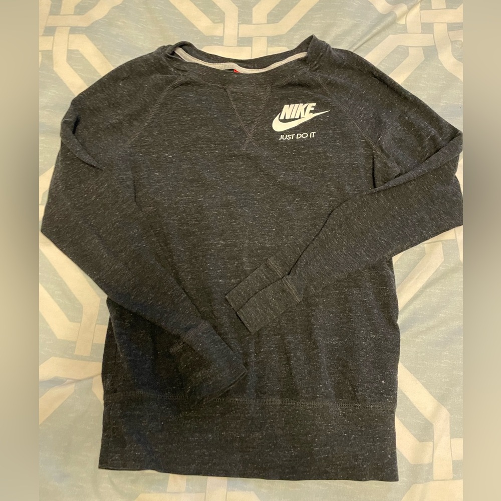Women’s sweater